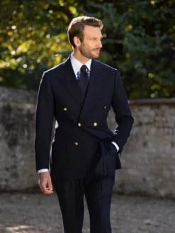 Blazer croisé bleu marine à boutons dorés - drop 4