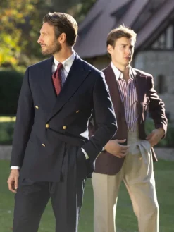 Blazer croisé bleu marine à boutons dorés - drop 4