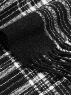 Écharpe noire à motif tartan en laine vierge