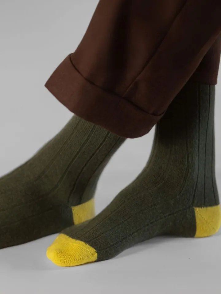 Chaussettes laine et cachemire vertes et jaunes