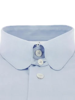 Chemise col anglais bleu ciel à poignets mousquetaire