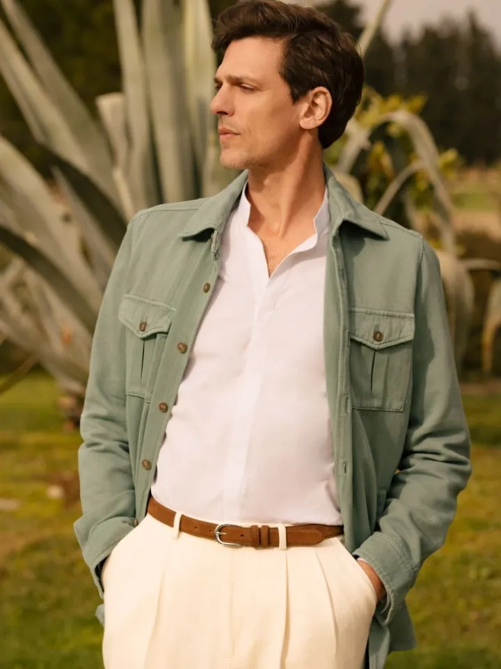 Chemise col droit ouvert en popeline blanche