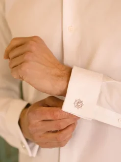 Chemise col français blanche à poignets mousquetaire