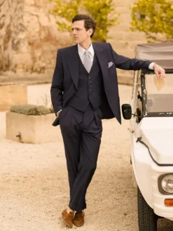 Chemise col français blanche à poignets mousquetaire