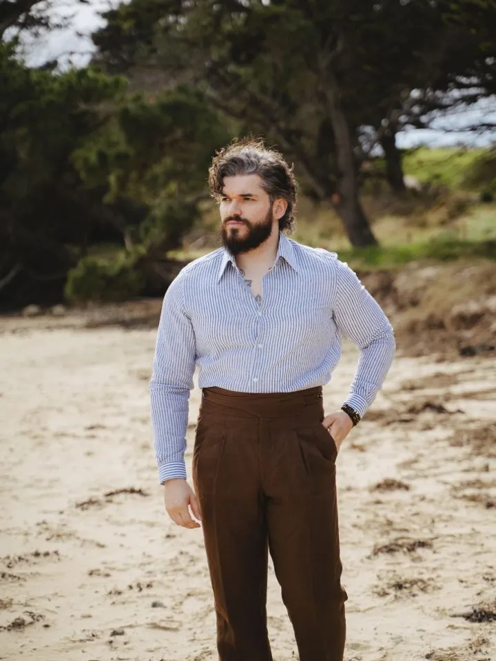 Chemise col français en lin et coton à rayures bleu marine