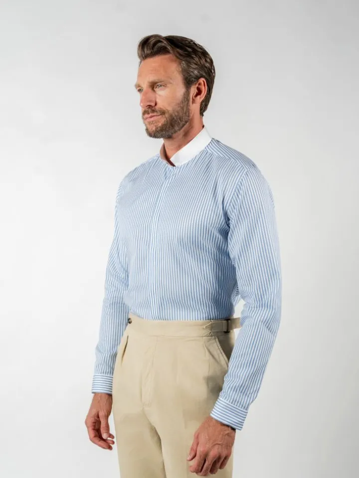 Chemise col inversé à rayures bleues