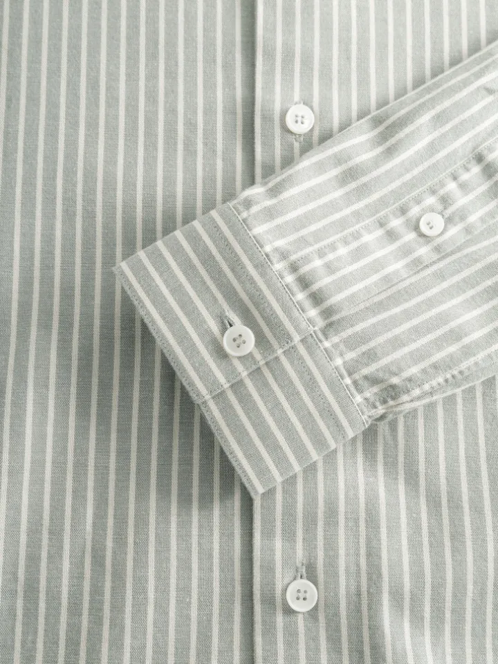 Chemise col inversé en oxford japonais à rayures vertes