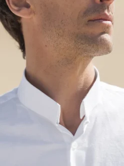 Chemise col inversé en oxford gratté blanche