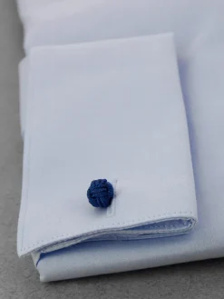 Chemise col italien à poignets mousquetaire
