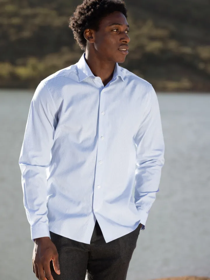 Chemise col italien à rayures bleu ciel