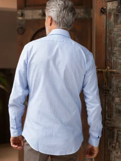 Chemise col italien à rayures bleu ciel