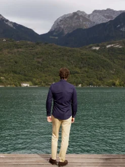 Chemise col italien en popeline bleu marine