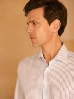 Chemise col italien infroissable à rayures bleu ciel