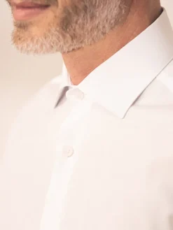 Chemise cérémonie col italien à poignets mousquetaires