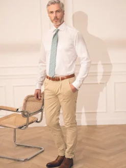 Chemise cérémonie col italien à poignets mousquetaires