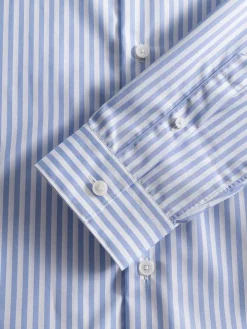 Chemise infroissable col droit à rayures bleu ciel