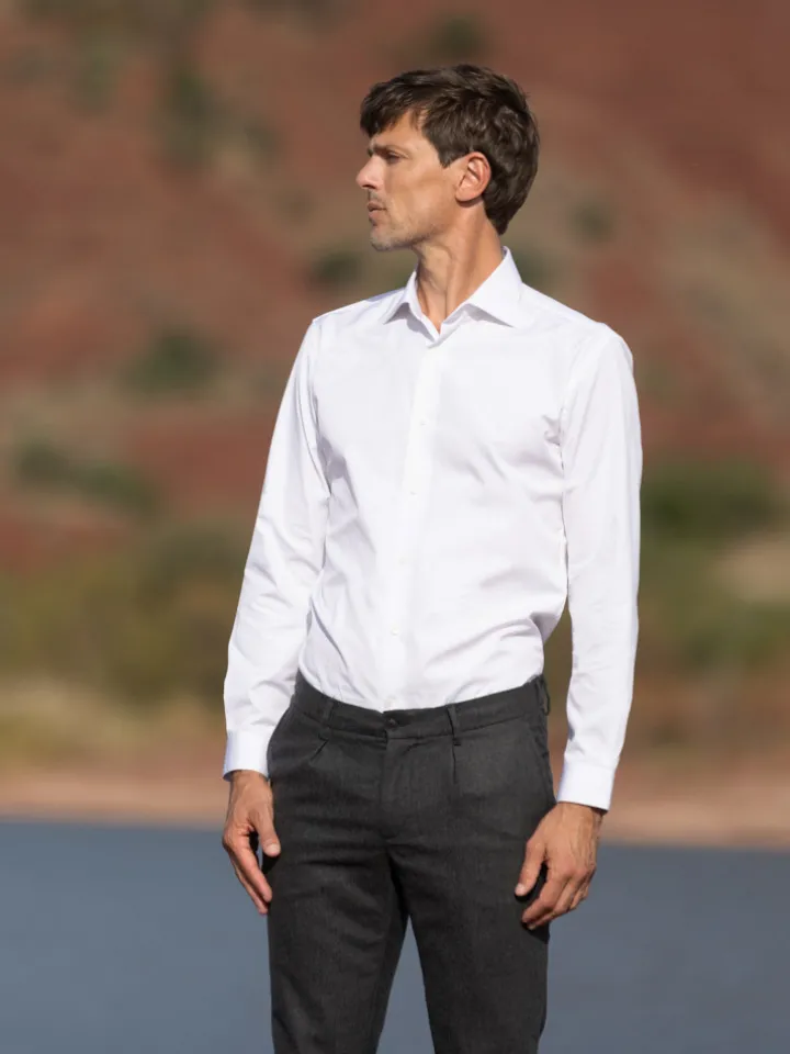 Chemise infroissable col italien blanche