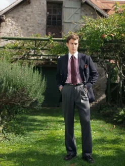 Cravate en laine rouge bordeaux à chevrons