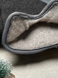 Gants en laine gris anthracite doublure cachemire beige
