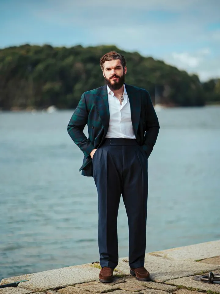 Pantalon taille haute en flanelle bleu marine Litha